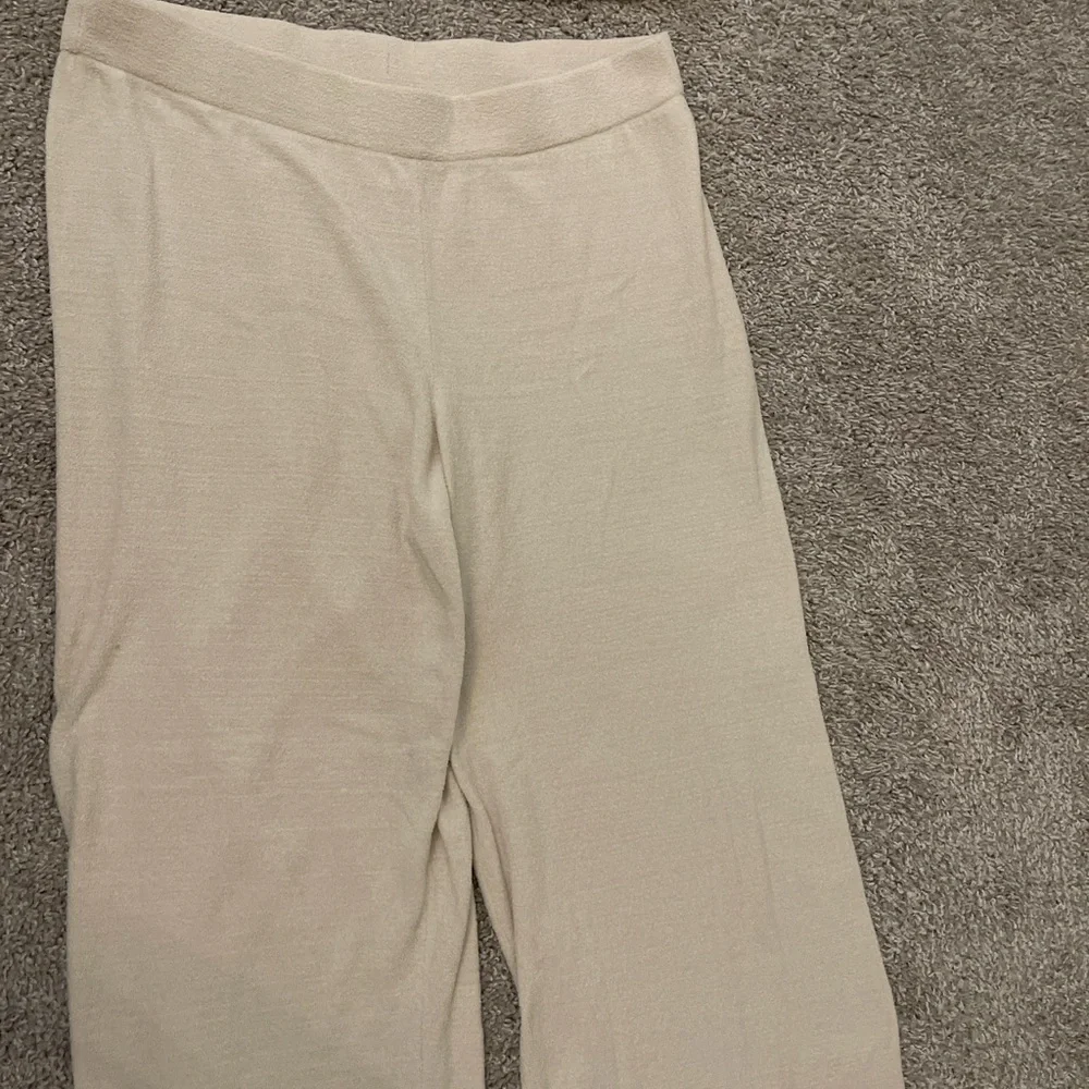 Barefoot Dreams CozyChic Ultra Lite Knit Cream Lounge Set Size L - Picture 4 of 6